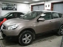 NISSAN QASHQAI 2013 STARLINE